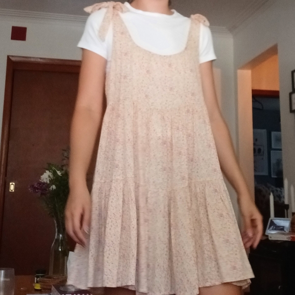 ⛔️SALE PENDING⛔️🆕NWT AE Floral Tie-Strap Babydoll Dress in 'Pink' - Picture 9 of 16